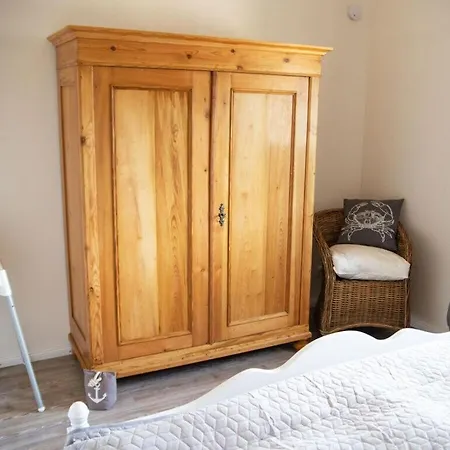Apartment Lutt Lonneberga Haus Klein-ida Ostseeheilbad Zingst