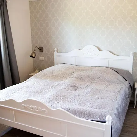 Lutt Lonneberga Haus Klein-ida * Ostseeheilbad Zingst